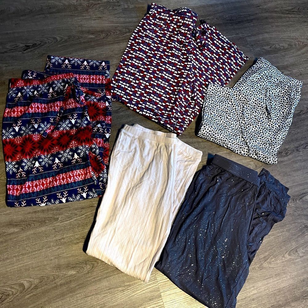 New LORD& Taylor Pyjama Pants Small LOT OF 5